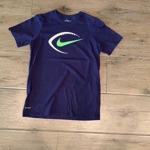 Boys Dri- Fit Nike Tee- size M